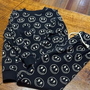 Kids new Black and tan Smiley casual Set